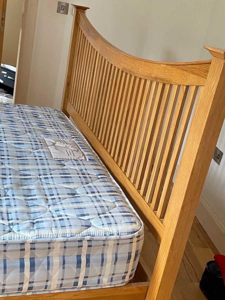 5ft wooden bed frame with matching lockers - Image 2