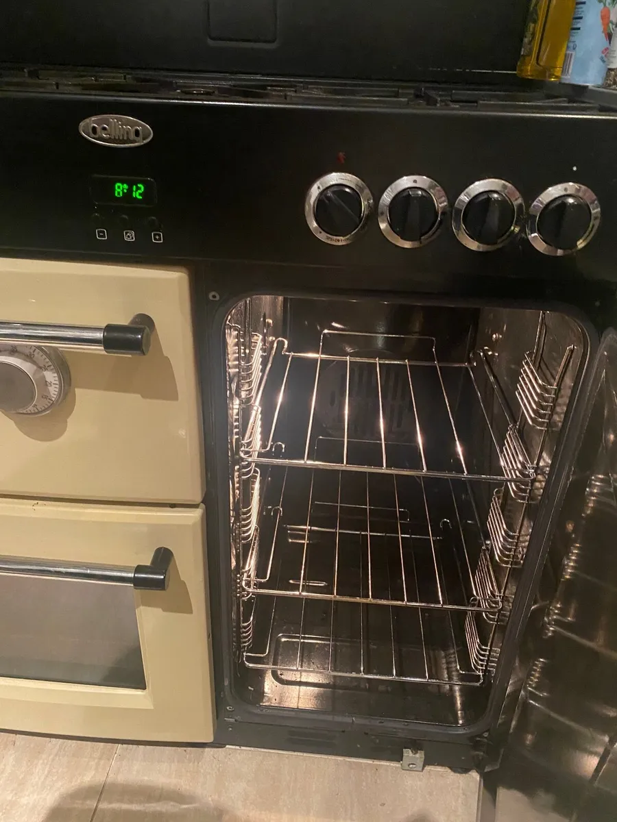 Oven - Image 4