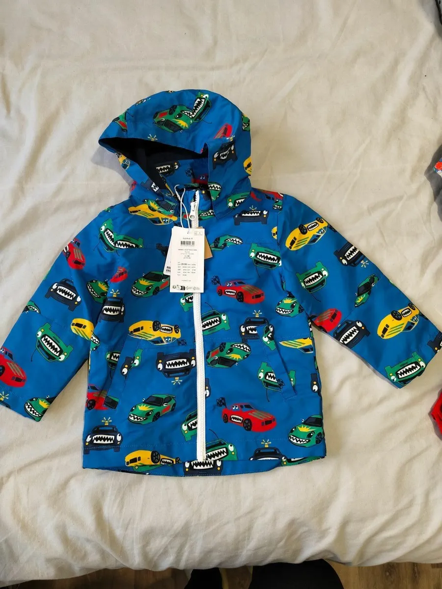 2. Boys Jacket size 18-24 months - Image 1