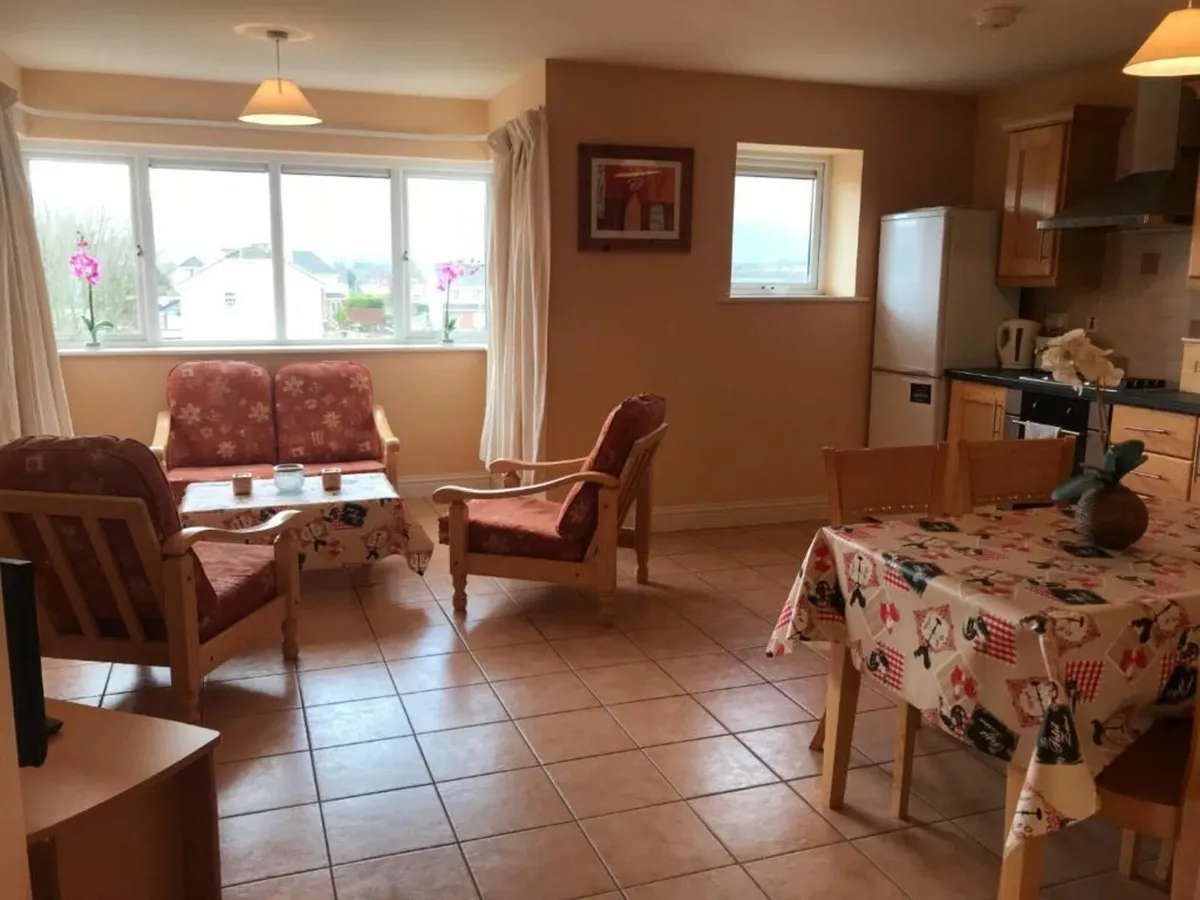 Room or apartment to let in Tralee for summer 2025 - Image 3