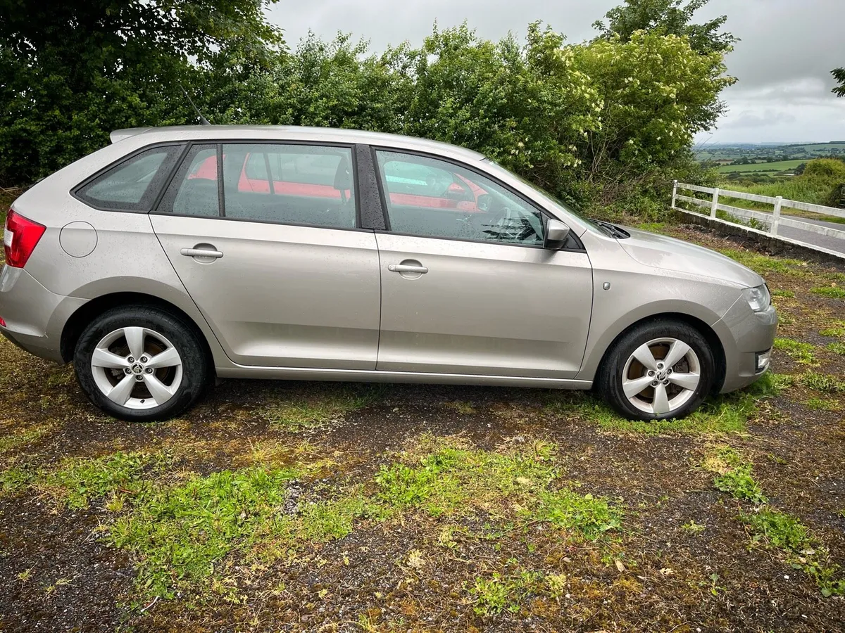 Skoda Rapid Low Milage - Image 3