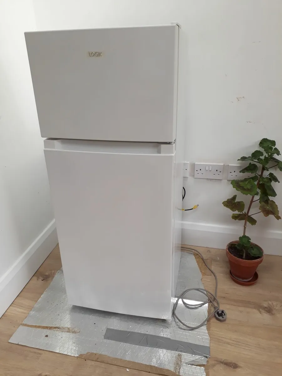 Small Fridge freezer - Image 1