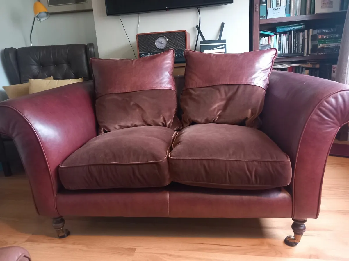 leather sofa - Image 4
