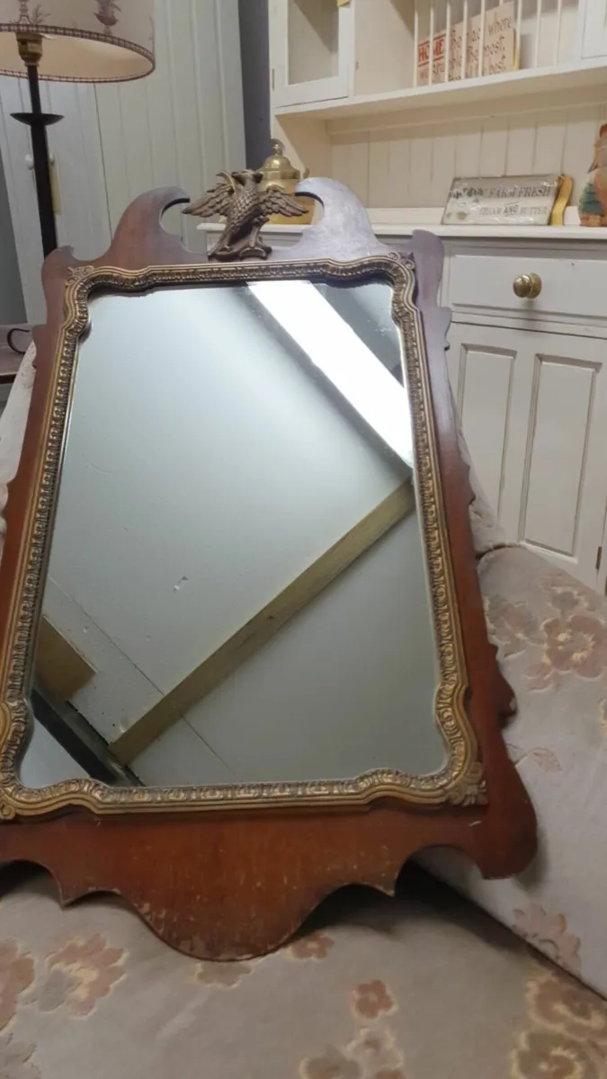 Georgian walnut mirror - Image 3
