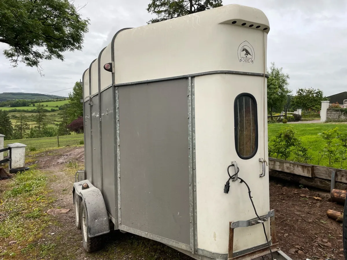 Horsebox - Image 1