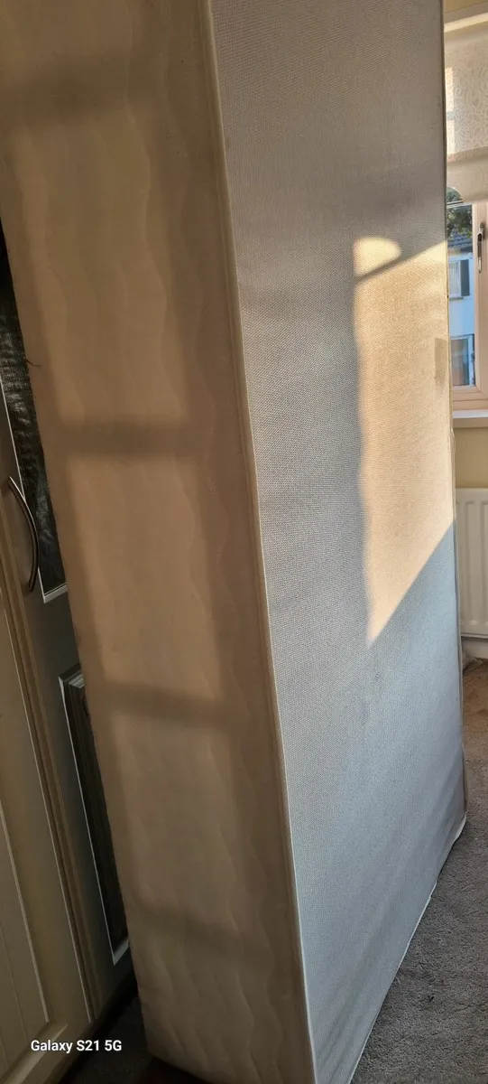 Bed - Image 3
