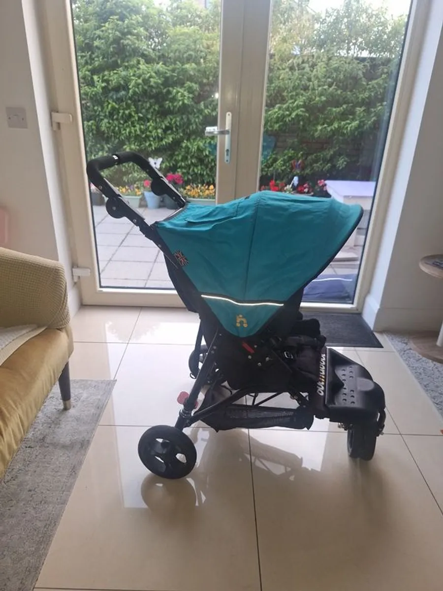 Out 'n' about little nipper buggy - Image 1