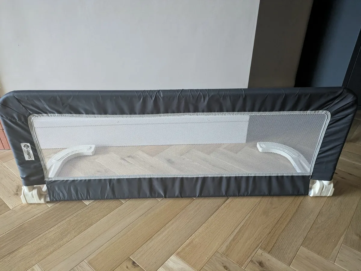Bed safety guard - Image 3