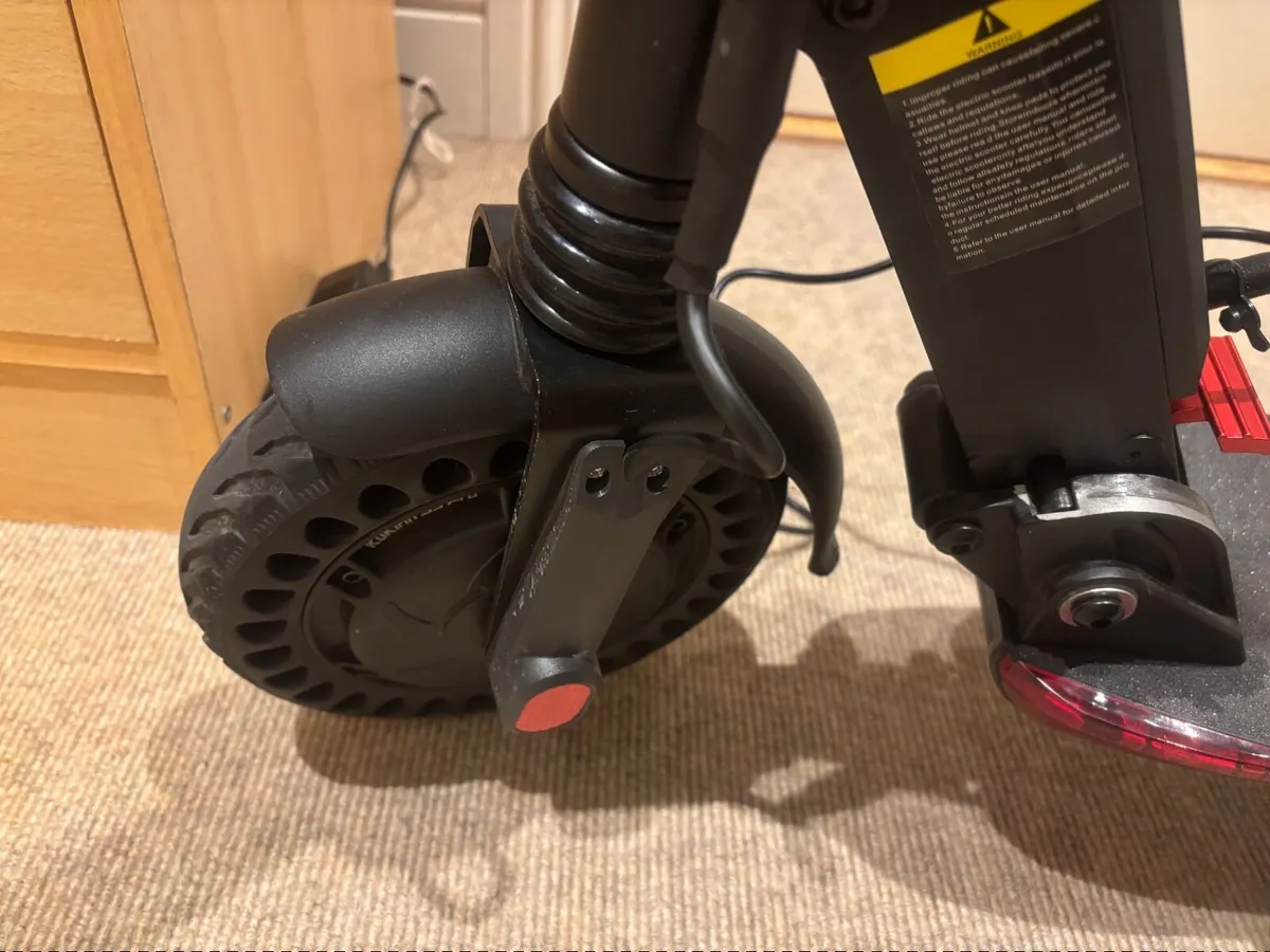 KuKirin foldable E-scooter - Image 4