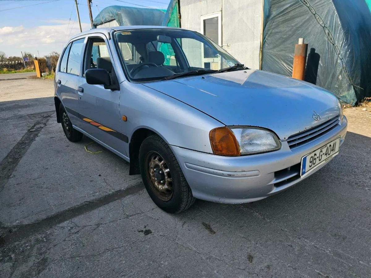 Toyota starlet - Image 1