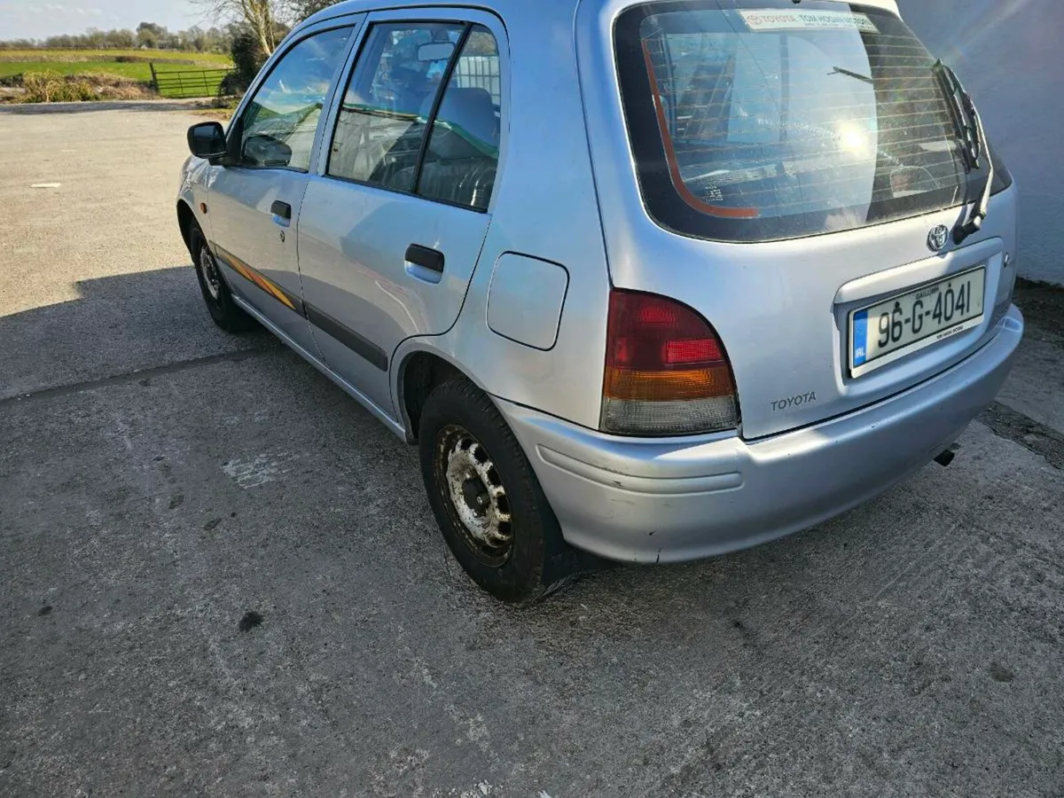 Toyota starlet - Image 3