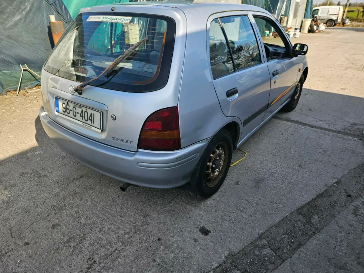 Toyota starlet - Image 4