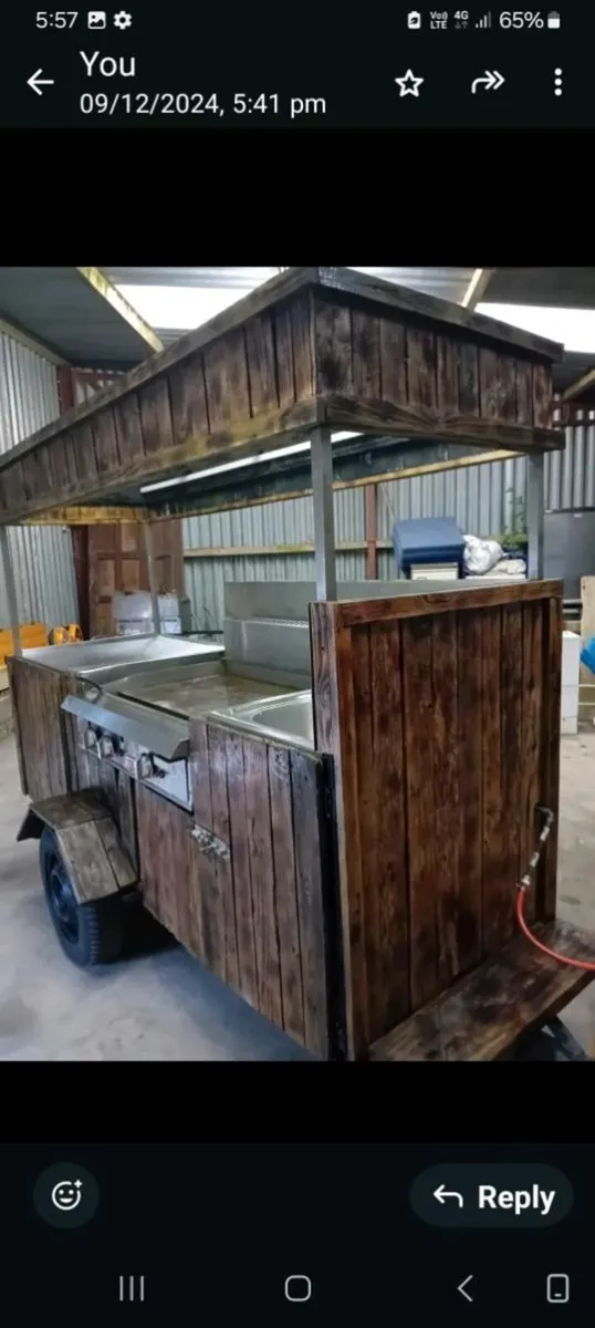 Burger/hotdog stand - Image 3