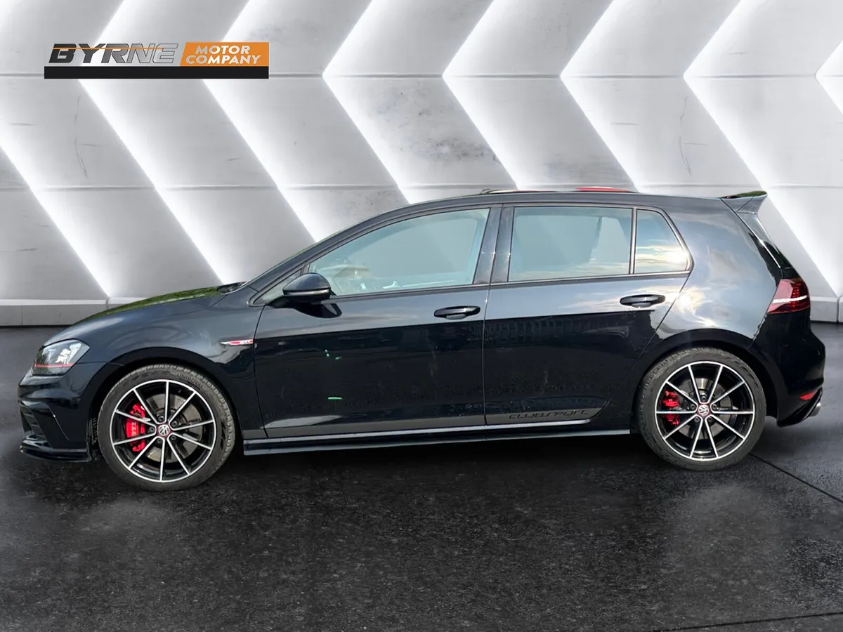 VOLKSWAGEN GOLF 2.0 GTI CLUBSPORT DSG, 2017 - Image 2