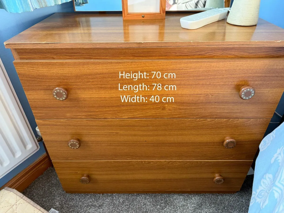 3-Drawer Chest - Image 1