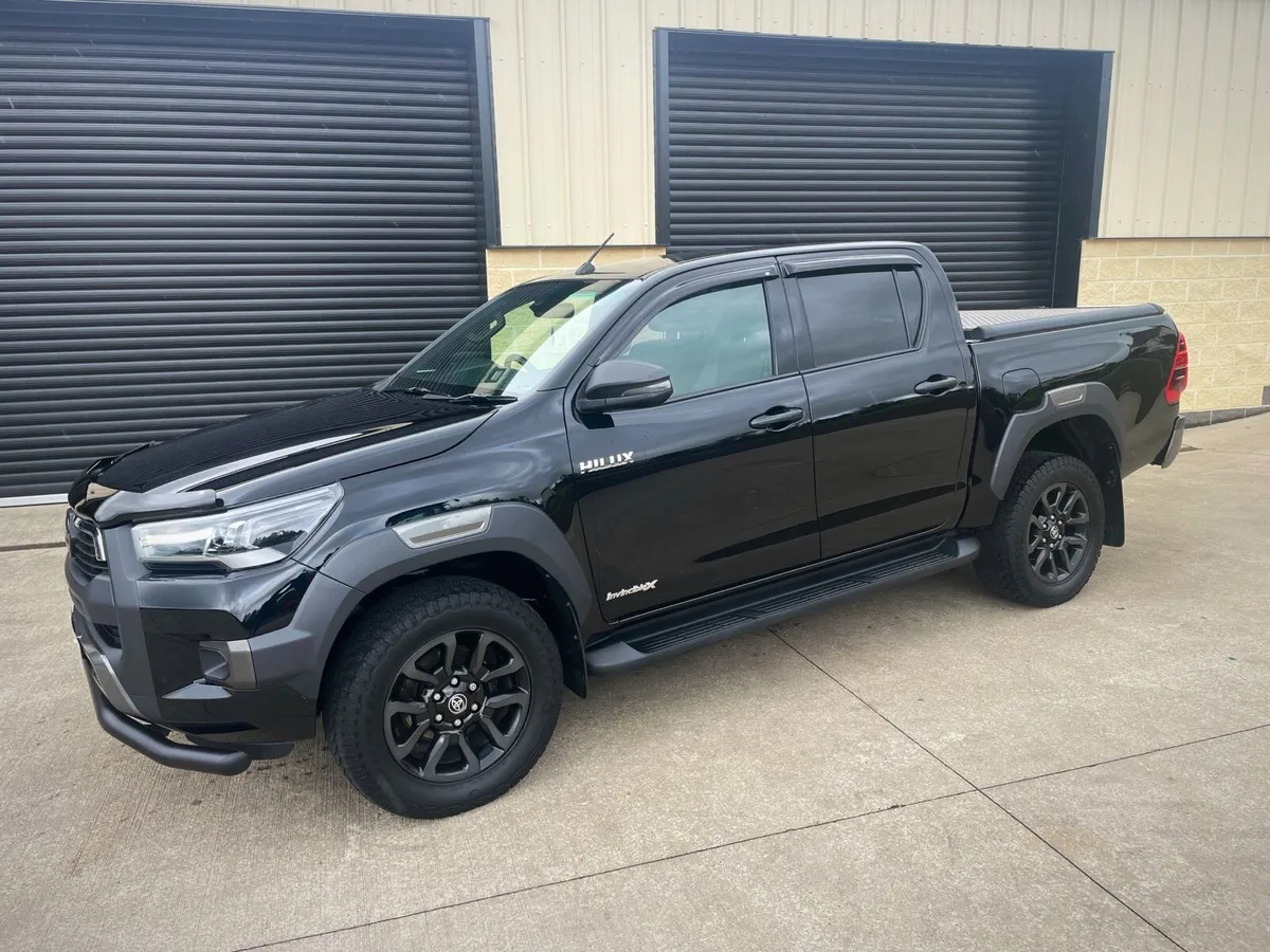 2021 TOYOTA HILUX 2.8 D4D INVINCIBLE X AUTO - Image 1