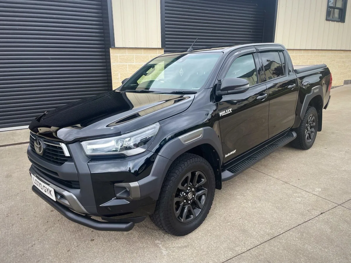 2021 TOYOTA HILUX 2.8 D4D INVINCIBLE X AUTO - Image 2