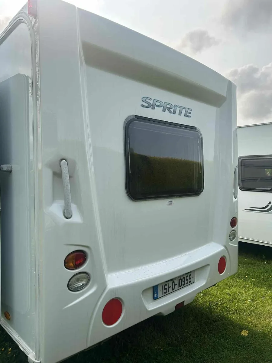 Sprite musketeer lightweight 4 berth caravan - Image 2
