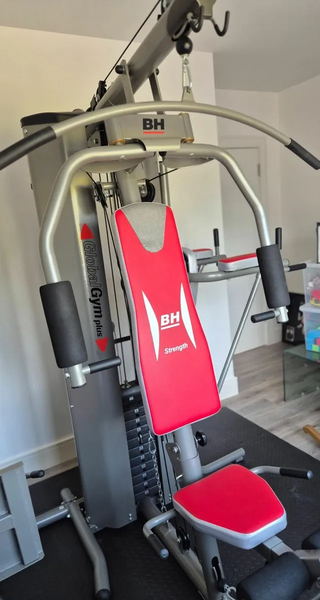 BH Fitness Global Gym - Image 2