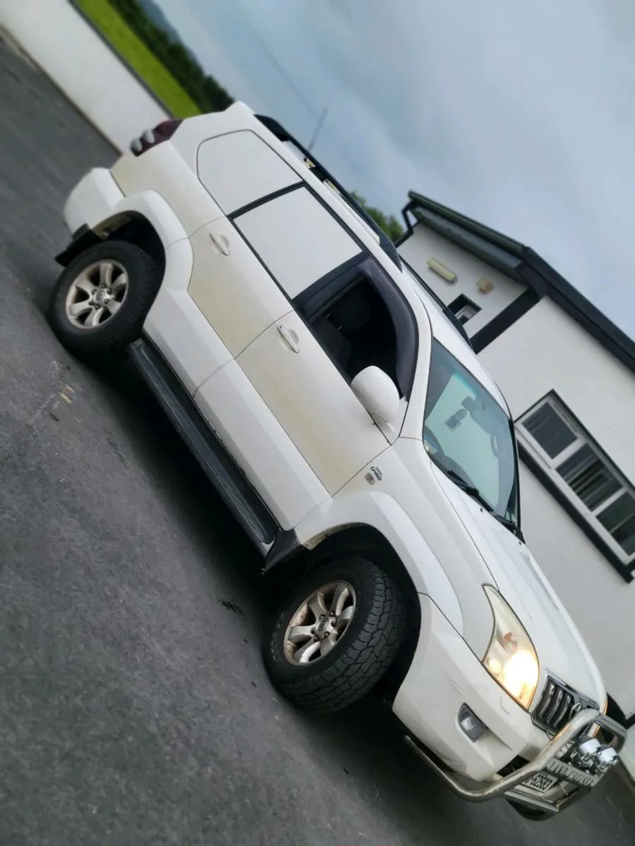 Toyota landcruiser - Image 1