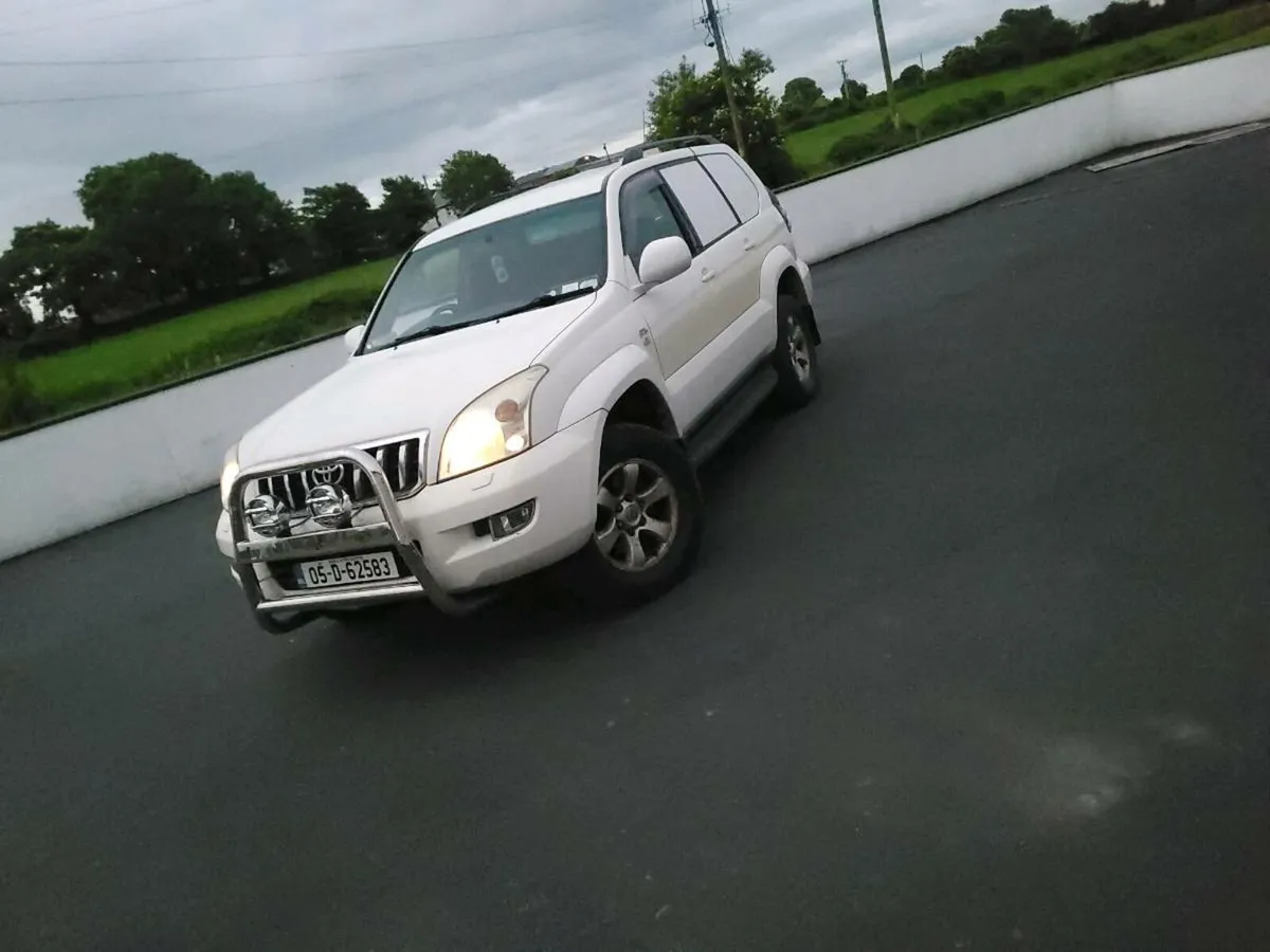 Toyota landcruiser - Image 4