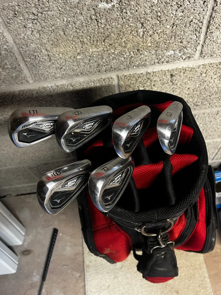 Mizuno JPX 825 Pro Irons - Image 2