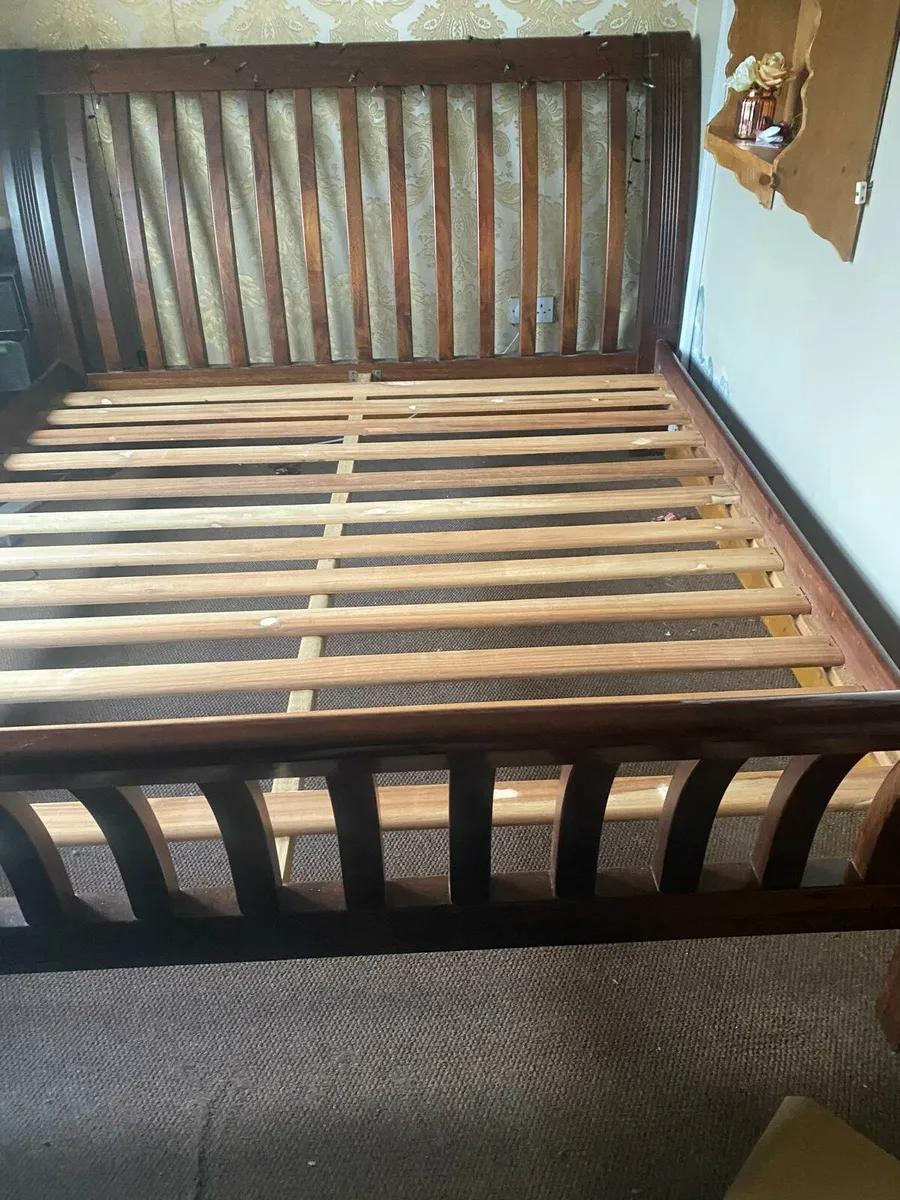 Dark Oak Sleigh King size Bedframe - Image 1