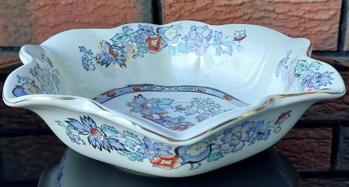 Mason's "Topaz Blue" Scalloped/Ruffled Serving Bowl - Image 2