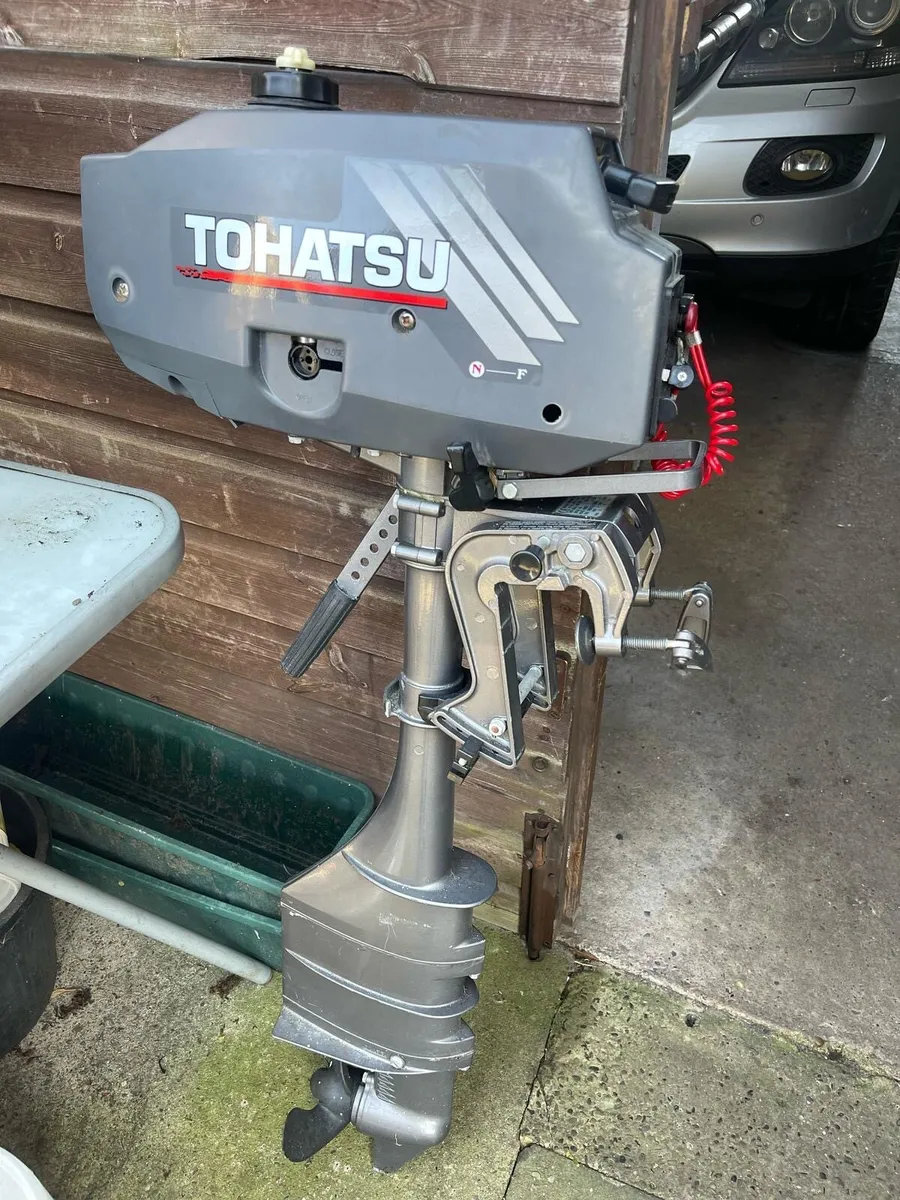 Tohatsu 3.5hp outboard - Image 1