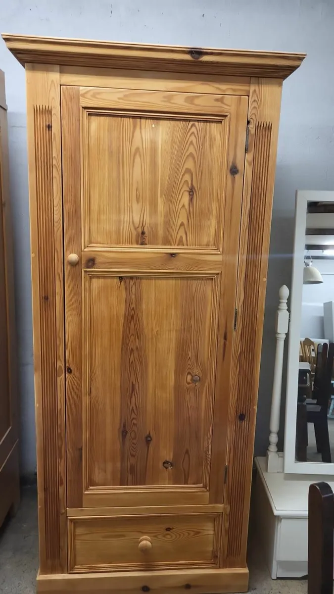 Vintage pine 1, door, 1 drawer wardrobe - Image 2