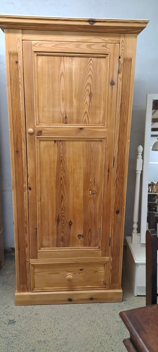 Vintage pine 1, door, 1 drawer wardrobe - Image 1
