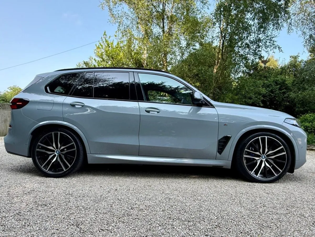 BMW X5 50E M Sport  colossal Specification - Image 2