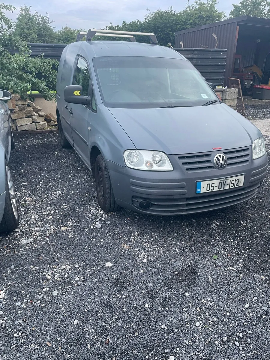 Volkswagen caddy , just tested as new €2000 - Image 1