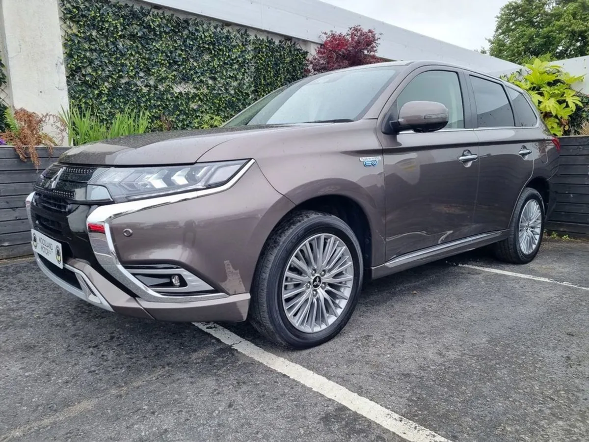 Mitsubishi Outlander 2.4 Phev / Intense Safety Pa - Image 2