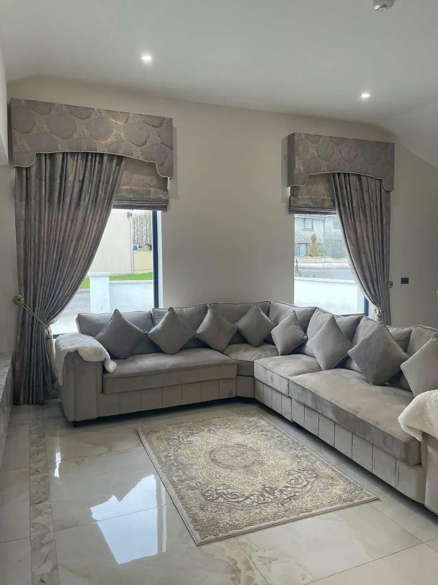 Custom made curtains and blinds - Image 2
