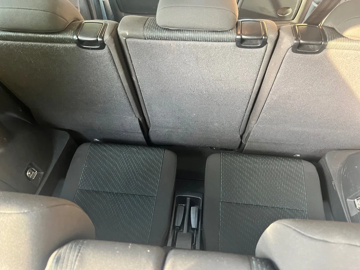 Toyota Verso 2012 - Image 4