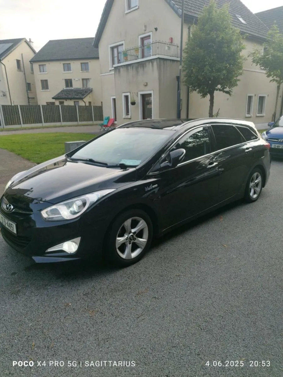 Hyundai i40 estate 2012 premium - Image 1