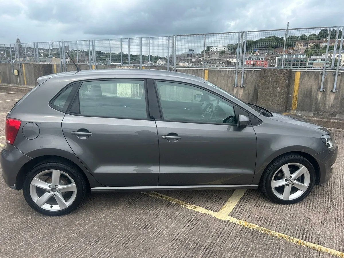 131 Polo - Image 1