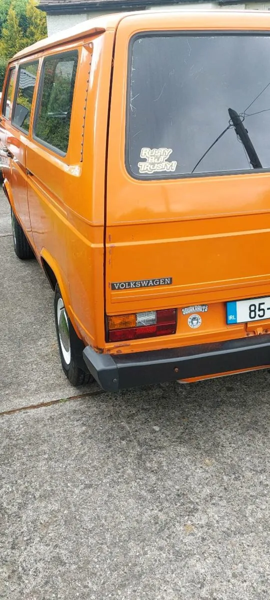 Camper / Bus - Image 4
