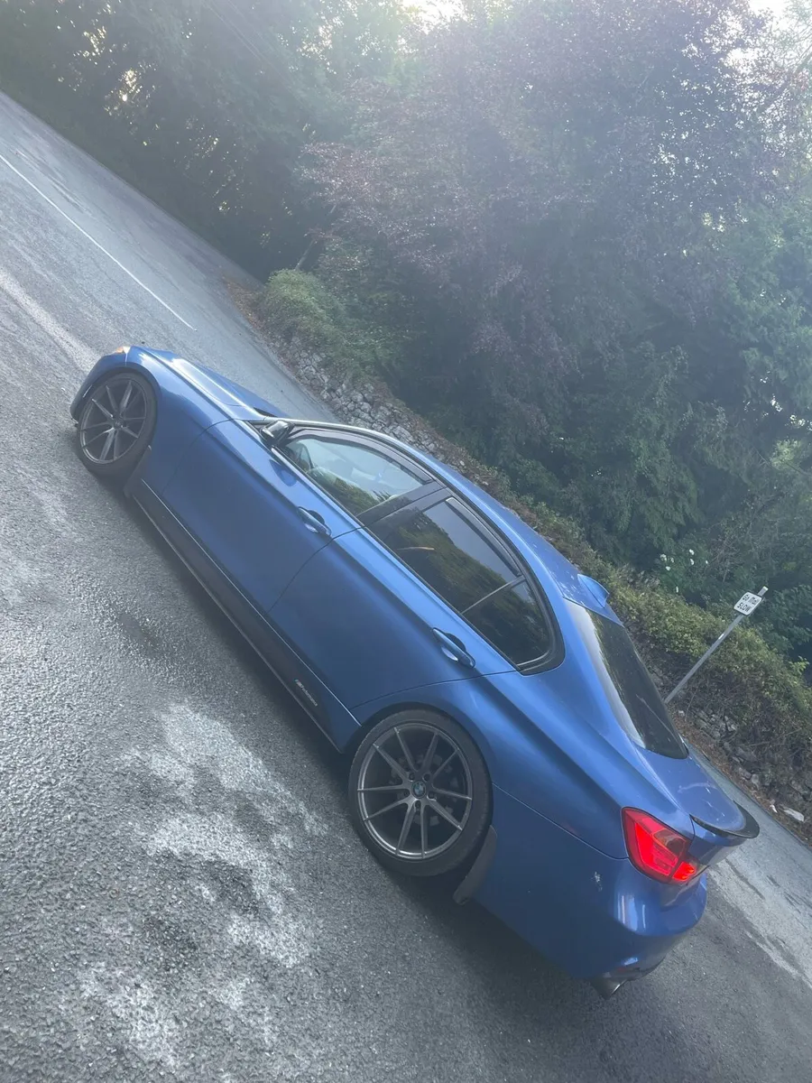 BMW - Image 4
