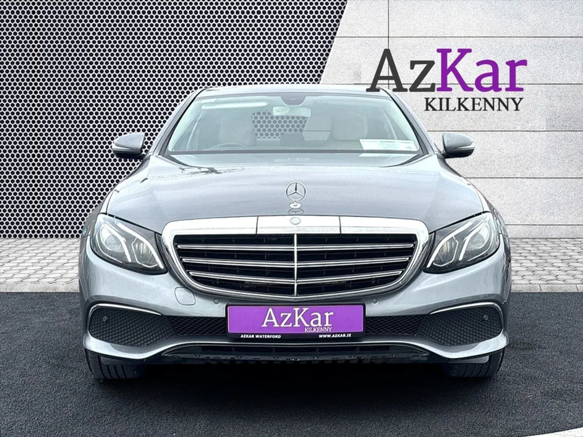 Mercedes-Benz E-Class 2017 Exclusive 220 Automati - Image 2