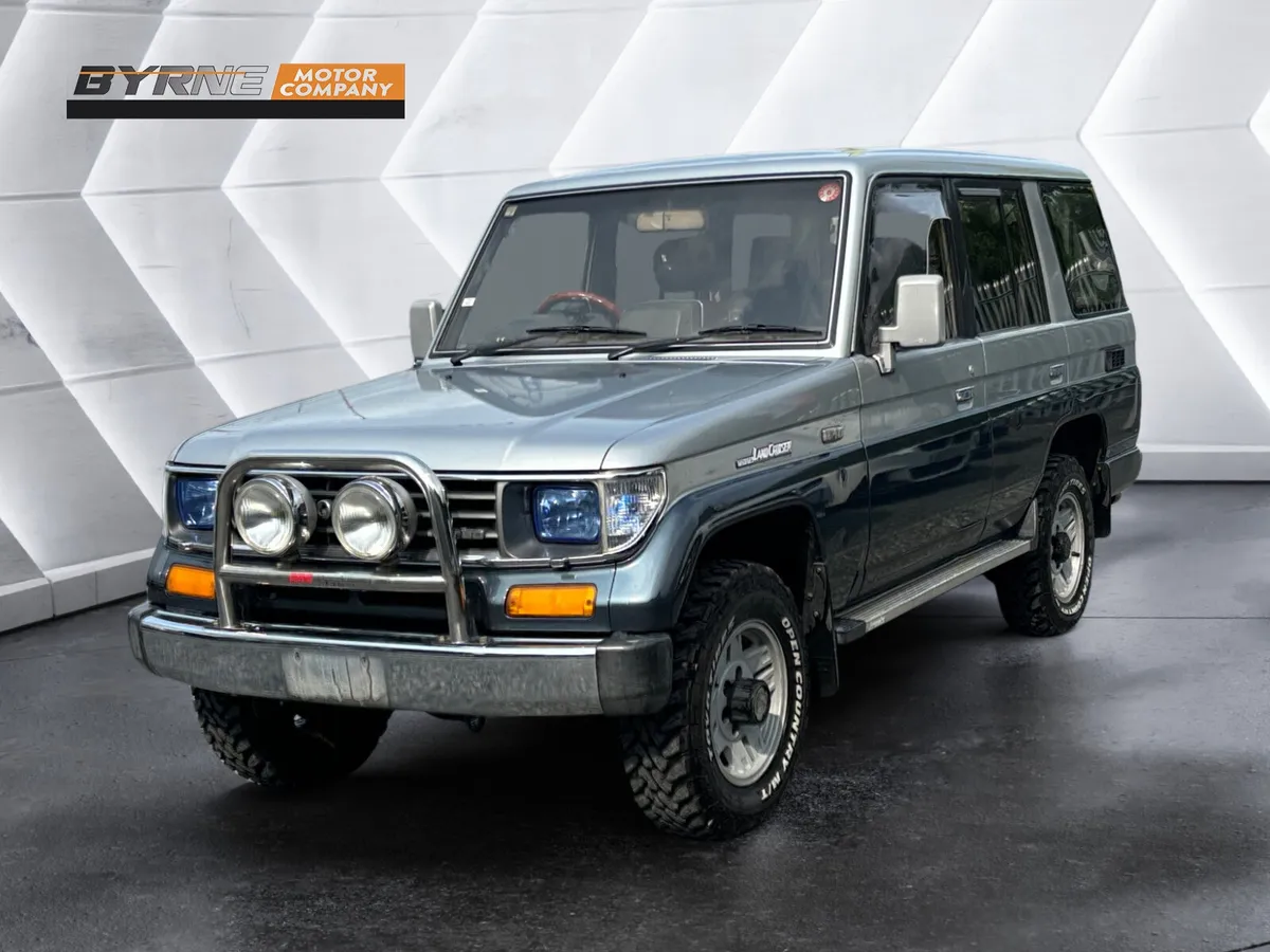 TOYOTA LANDCRUISER PRADO LWB AUTO, 1992 - Image 1