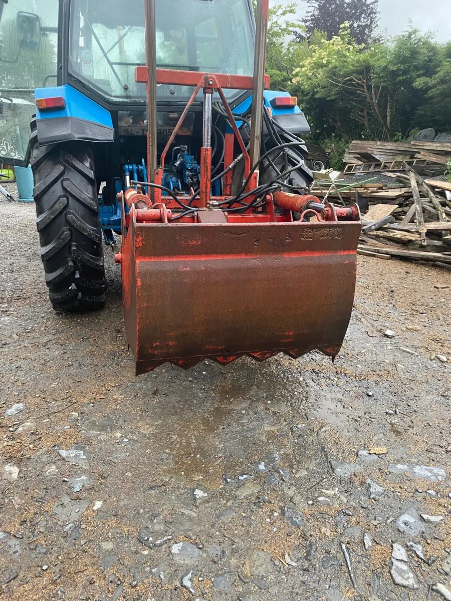 Rear sheer grab - Image 1