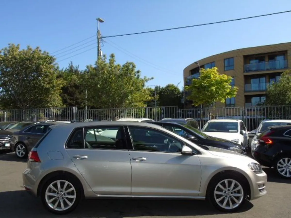 Volkswagen Golf Auto 1.4tsi Highline - Image 4