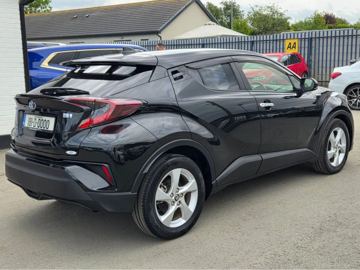 Toyota C-HR 1.8 Hybrid S-led Auto - Image 3