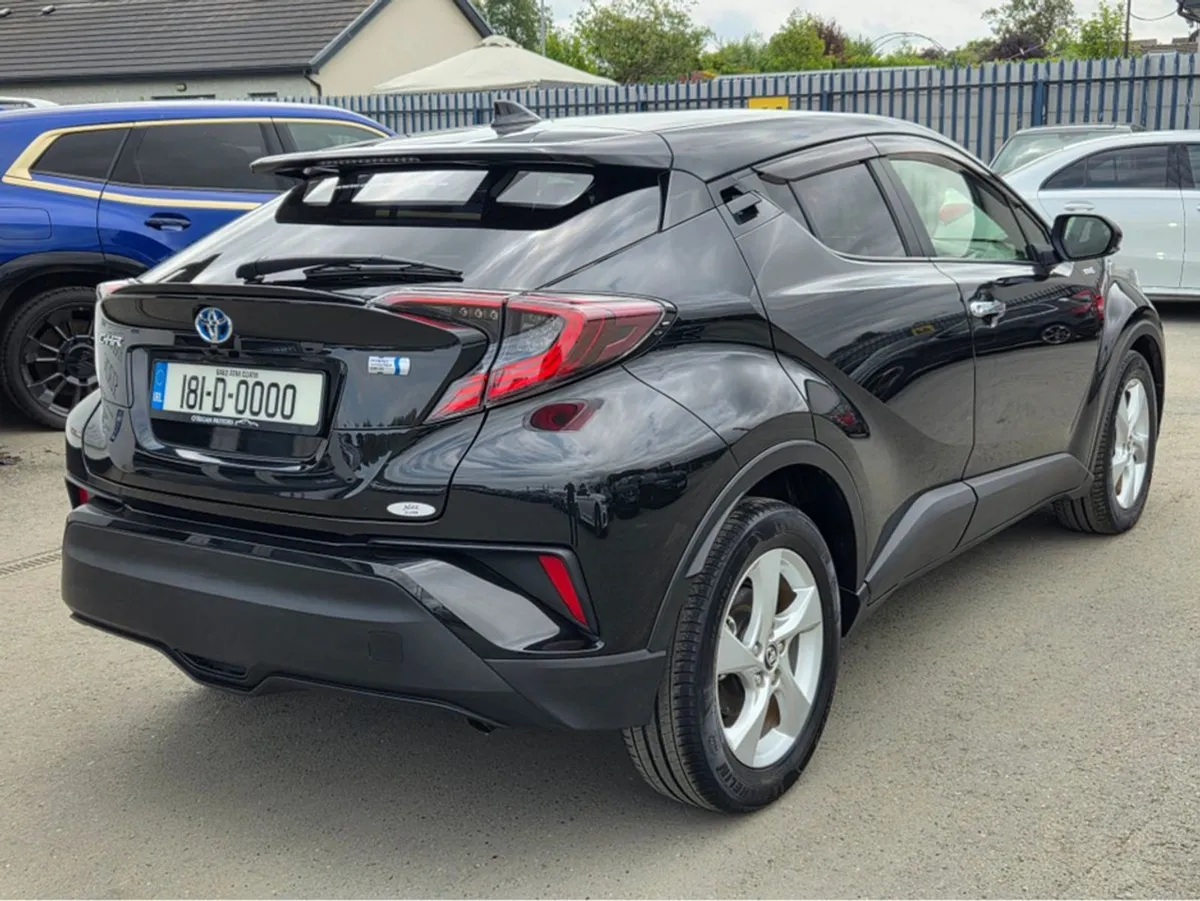 Toyota C-HR 1.8 Hybrid S-led Auto - Image 4