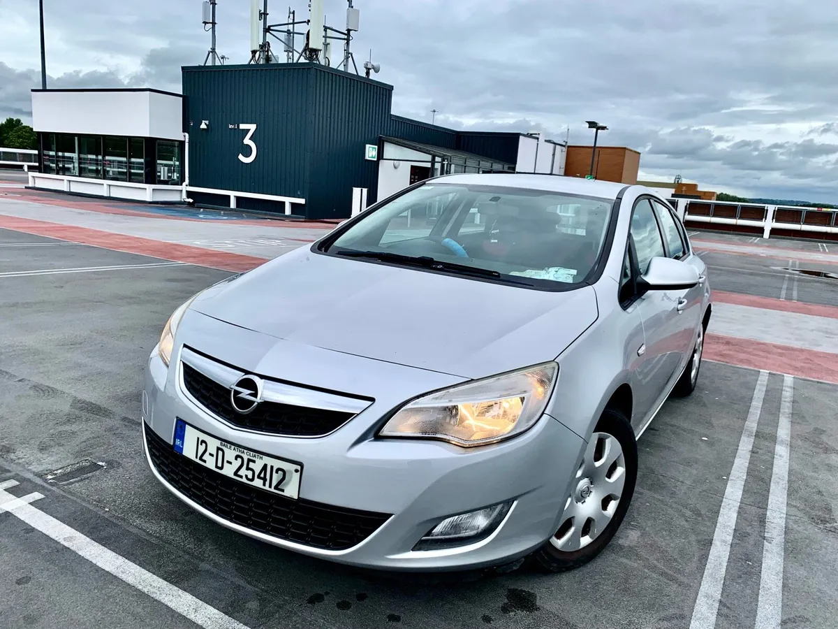 Opel Astra 1.3 Diesel Manual Driving perfectly - Image 2
