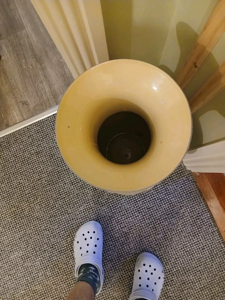 Vintage Vase - Image 2