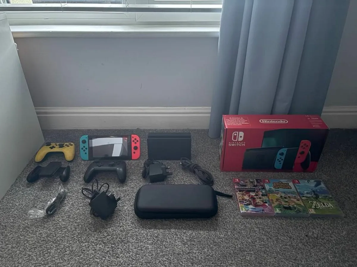 Nintendo Switch - Image 1