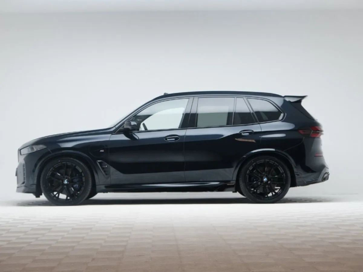 BMW X5 50E M Sport Xdrive  pan Roof - Image 4